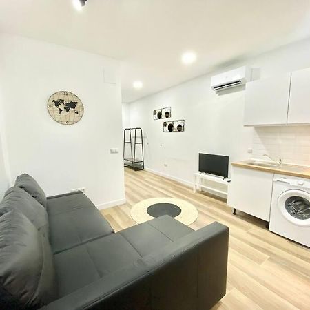 Madrid Rio Amparo Usera Екстериор снимка