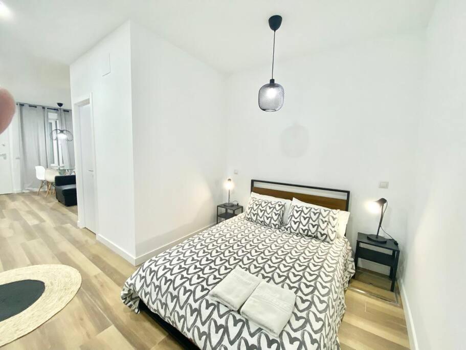 Madrid Rio Amparo Usera Екстериор снимка