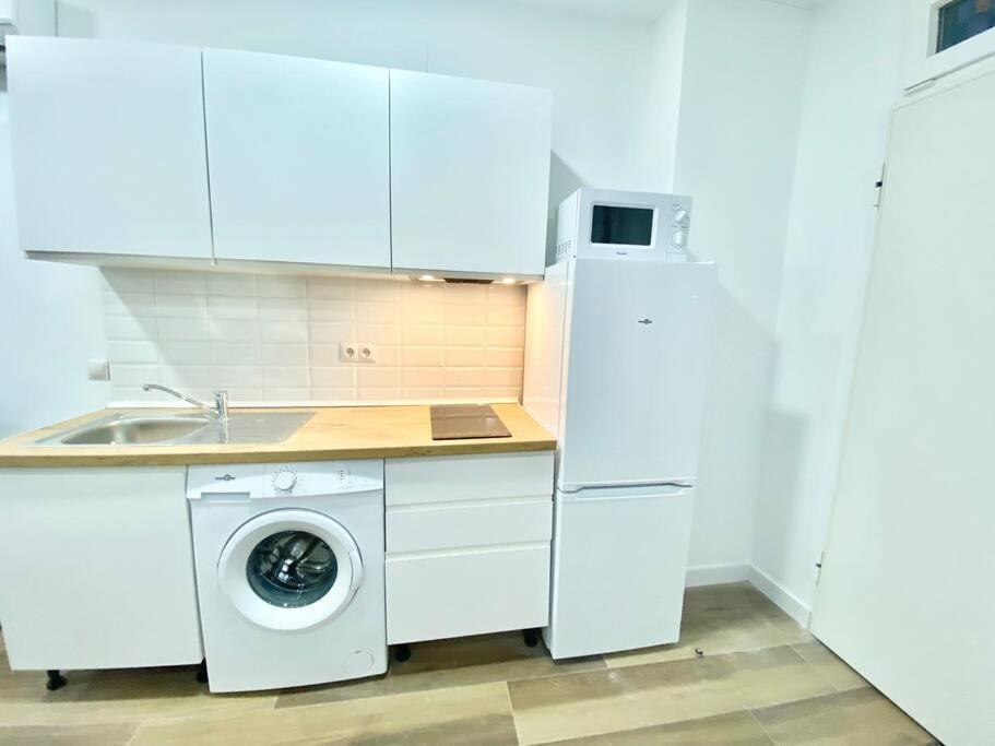 Madrid Rio Amparo Usera Екстериор снимка